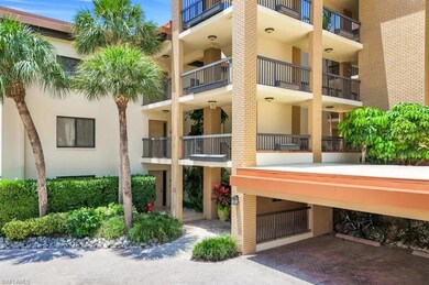 View of apartment building / complex