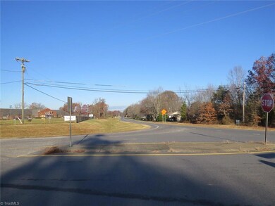 002 Hill Dairy Rd, Statesville, NC 28625 - photo 7