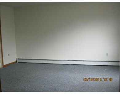 40 Pershing St, Cranston, RI 02910 - photo 6