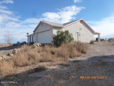 FRONT RIGHT VIEW