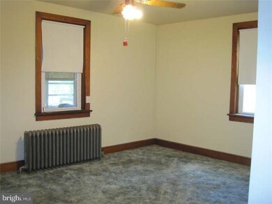 904 Moyers Rd, Lansdale, PA 19446 - photo 6