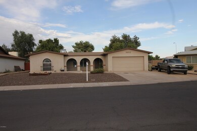 8803 N 45th Dr, Glendale, AZ 85302 - photo 2