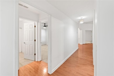 5645 Ashmoore Ct, Flowery Branch, GA 30542 - photo 5