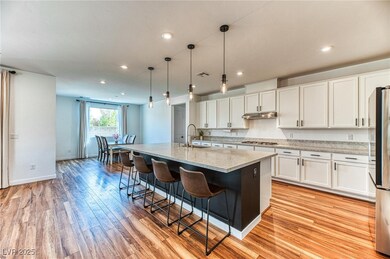 10291 Timberline Valley Ave, Las Vegas, NV 89124 - photo 2