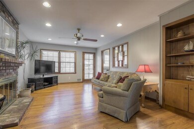 6808 Mastin Dr, Shawnee, KS 66203 - photo 4