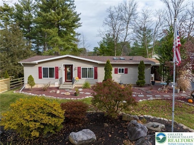 270 Craig St, Palmerton, PA 18071 - photo 2