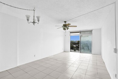 Three Horizons South unit 714, North Miami, FL 33161 - photo 5