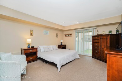 123 Cardiff St, Staten Island, NY 10312 - photo 4