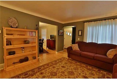 2860 Claredale Rd, Toledo, OH 43613 - photo 3