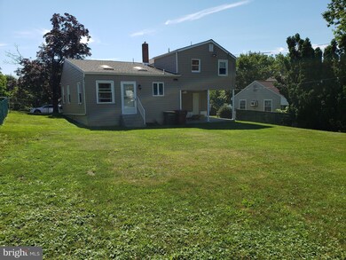 82 6th St, Whitehall, PA 18052 - photo 4