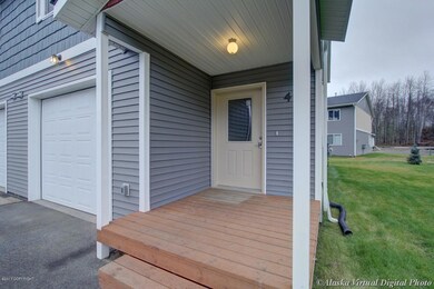 BVW Lg 3 Bd - Front Porch