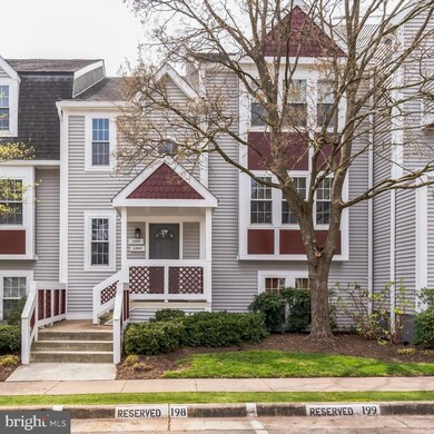 12891 Grays Pointe Rd unit 12891A, Fairfax, VA 22033 - photo 3