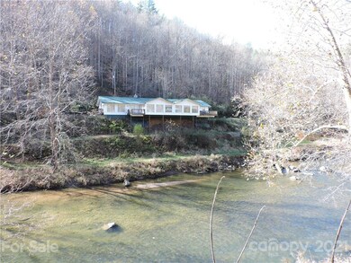 60 Snake Bite Holler Ln, Burnsville, NC 28714 - photo 2