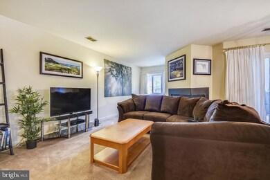 2219 Lowells Glen Rd unit G, Parkville, MD 21234 - photo 5