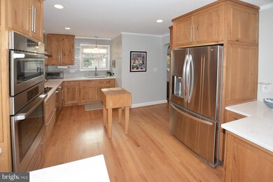 2716 King St, Alexandria, VA 22302 - photo 5