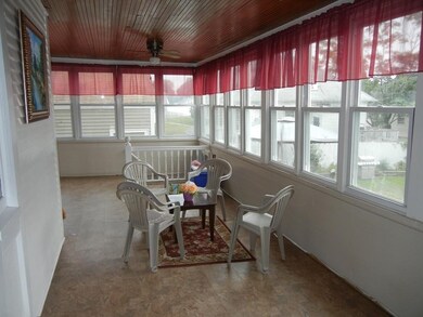 37 Hillside Ave, Lawrence, MA 01841 - photo 5