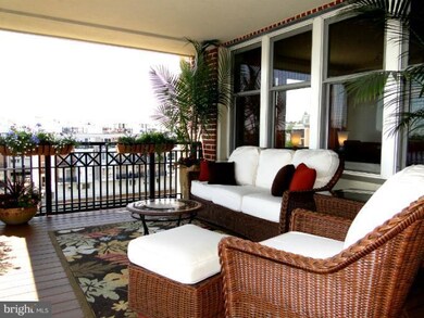 The Ritz-Carlton Residences, Baltimore, MD 21230 - photo 4