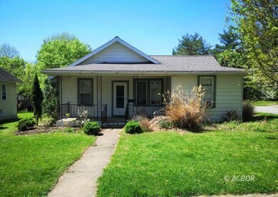 40 Avon Place