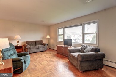 1201 Swallow Ct, Halethorpe, MD 21227 - photo 4