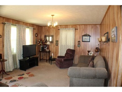 NIce Spacous Living Room