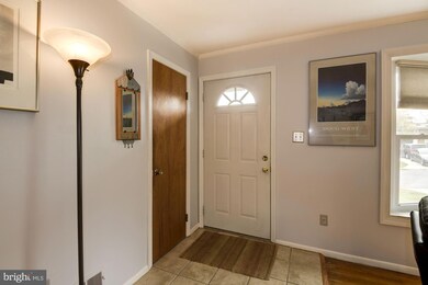 13222 Ingleside Dr, Beltsville, MD 20705 - photo 2