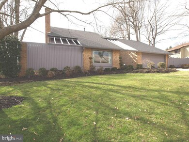 5360 Black Oak Dr, Fairfax, VA 22032 - photo 2