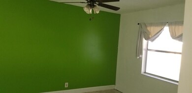 4820 Saratoga Rd, West Palm Beach, FL 33415 - photo 7