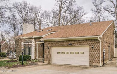 7520 Newton Dr, Louisville, KY 40228 - photo 2