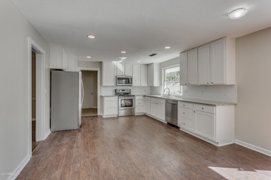 7856 Glen Echo Rd N, Jacksonville, FL 32211 - photo 6