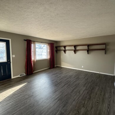 110 Linwood Ln, Norfolk, NE 68701 - photo 2