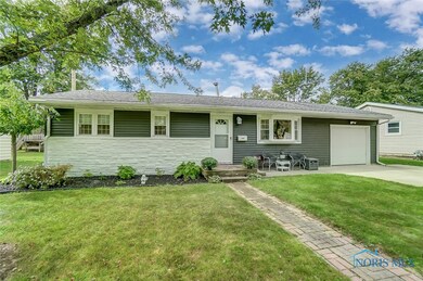 1938 Cottonwood St, Findlay, OH 45840 - photo 2