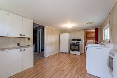 188 N Bennett Ave, Jackson, OH 45640 - photo 4