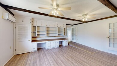 BUILT-INS IN FAMILY ROOM