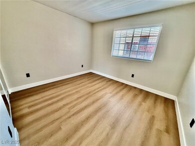 4730 E Craig Rd unit 2110, Las Vegas, NV 89115 - photo 6