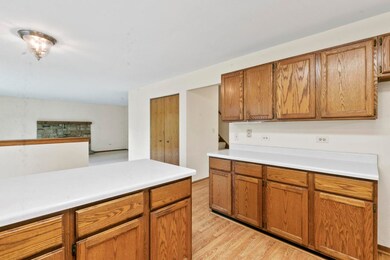 811 Glacier Pkwy, Algonquin, IL 60102 - photo 7