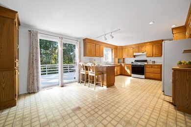 Kitchen/Dining