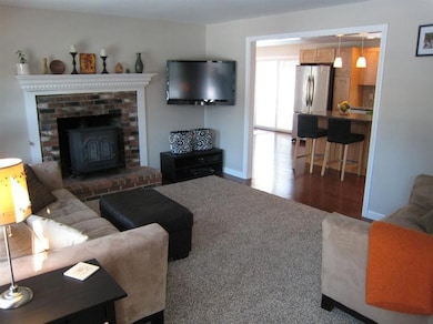 140 Heather Ln, North Falmouth, MA 02556 - photo 6