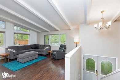 Entry Living