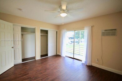 47 Waltham B, West Palm Beach, FL 33417 - photo 7