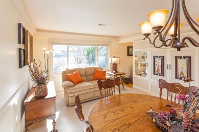 6449ElmiraDr-MLS-13