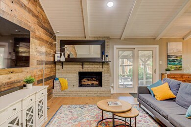 2713 Bryonhall Dr, Austin, TX 78745 - photo 6