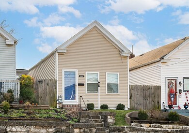1202 Hull St-1