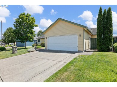 5330 Elk Ridge Dr, Eugene, OR 97402 - photo 4