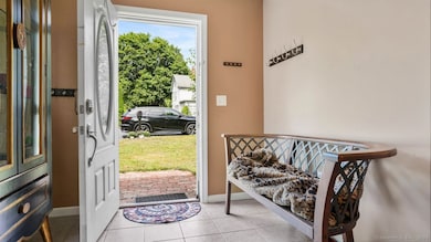 1371 Old North Colony Rd, Meriden, CT 06450 - photo 6