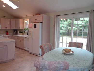 4 Dominic Dr, Salem, NH 03079 - photo 4