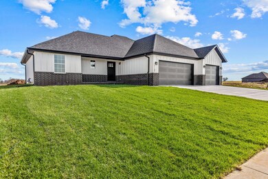 1164 S Gettysburg Loop, Republic, MO 65738 - photo 2