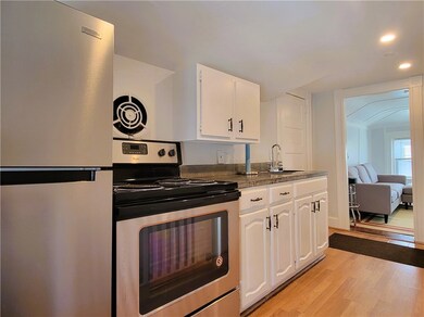 10 Braman St unit 3, Newport, RI 02840 - photo 6