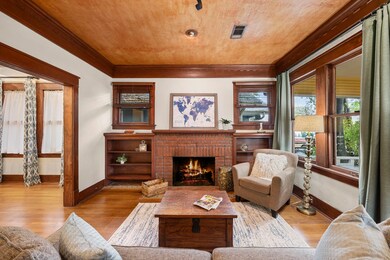 1805 Fairview St, Houston, TX 77006 - photo 4