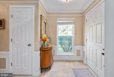 46948 Courtyard Square unit 100, Sterling, VA 20164 - photo 2