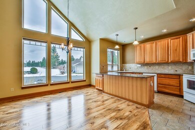 003_Dining Area